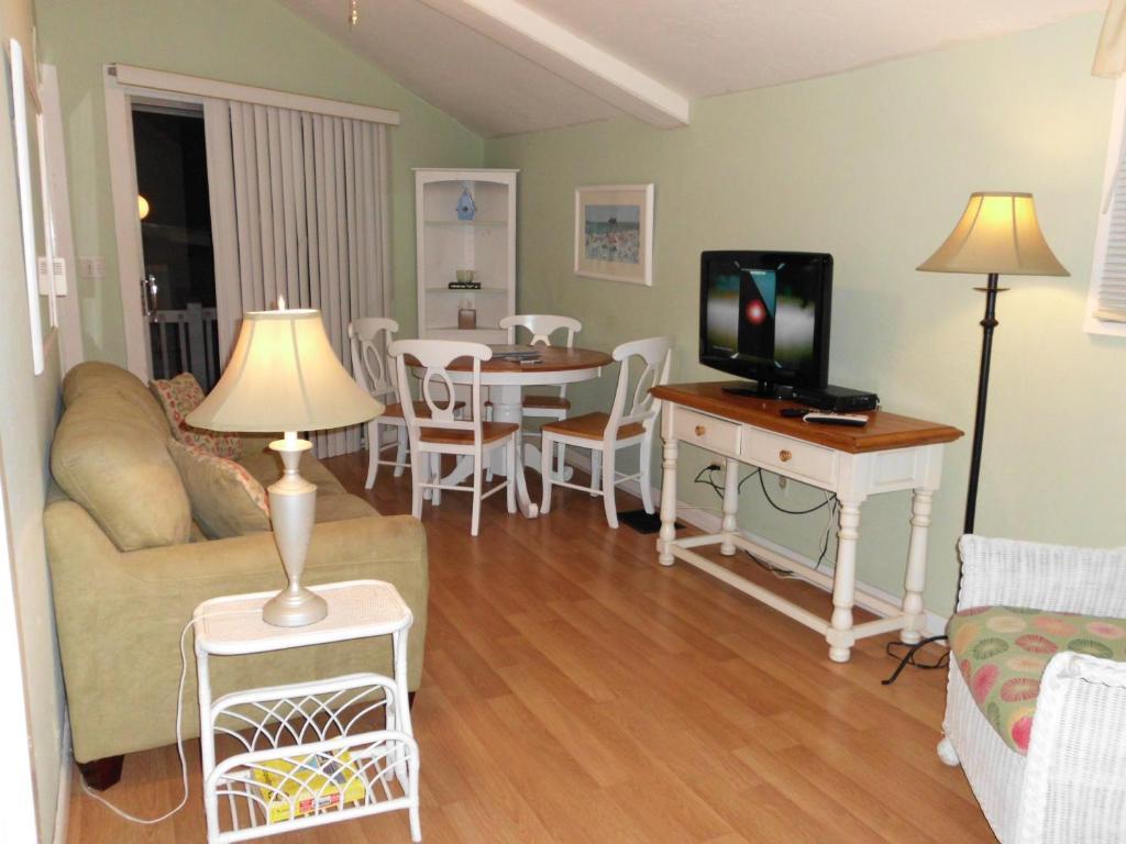 Silver Sands Villas 포르 마이어스 비치 객실 사진