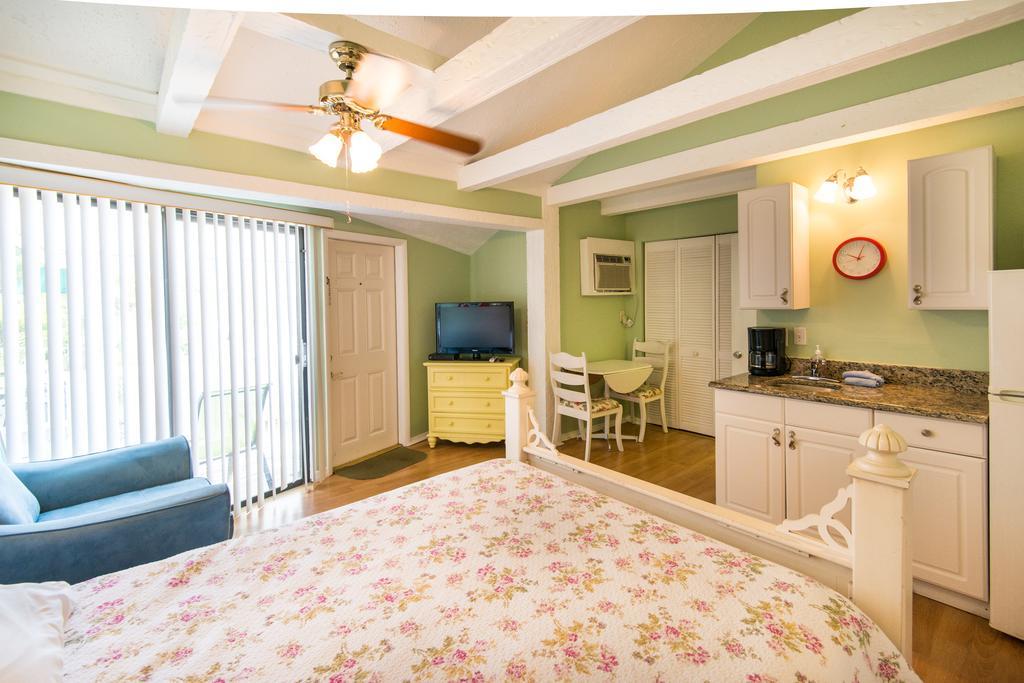 Silver Sands Villas 포르 마이어스 비치 외부 사진
